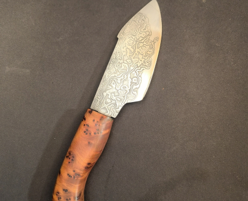 Fischmesser mit Griff aus Thuja Maser