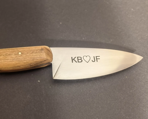 Chefkochmesser "Mini" mit Gravur Chefkochmesser "Mini" mit Gravur