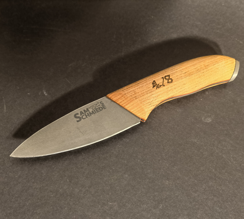 Outdoor Messer mit Gravur Outdoor Messer mit Gravur