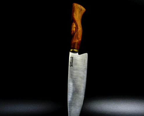 Chefkochmesser mit Pflaumenwurzelgriff