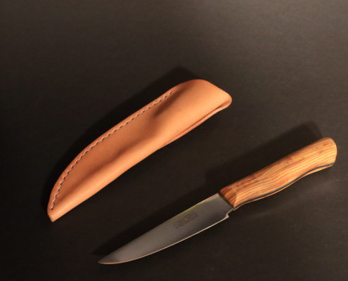 Steakmesser mit Lederscheide