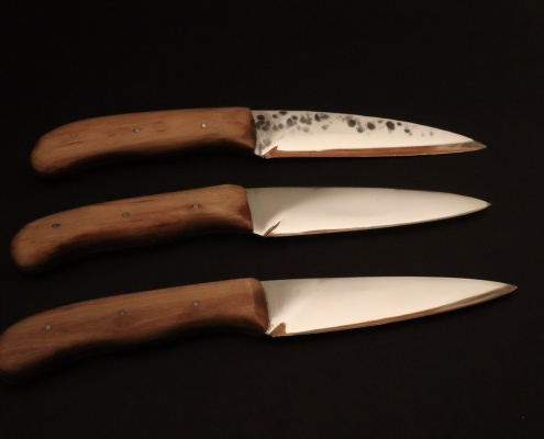 Individuelles Steakmesser-Set mit Olivenholzgriffen