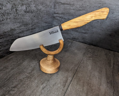 Santoku mit Olivenholzgriff