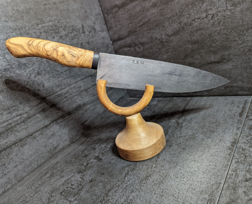 Chefkochmesser mit Olivenholzgriff